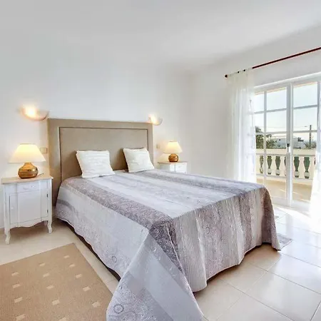 Sleeps 6 Pool Air Con Wifi * Terras Novas